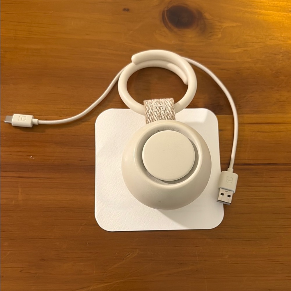 Hatch on the go sound machine